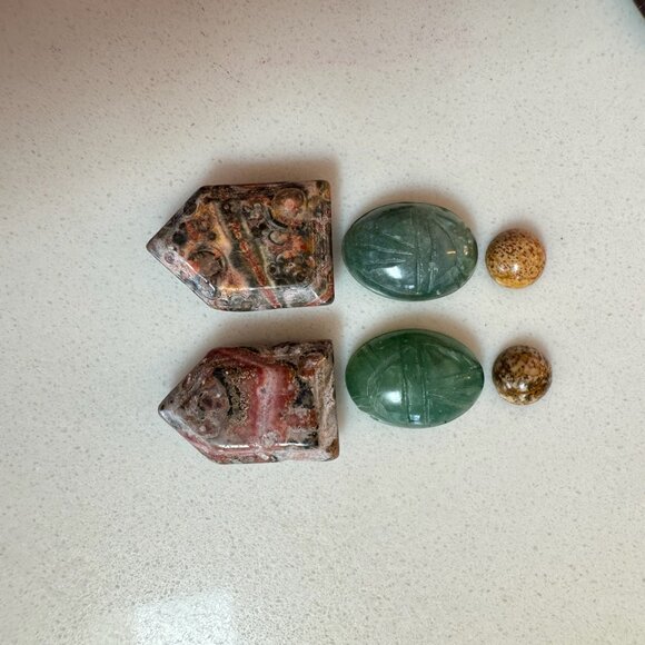 Cabochon Gemstone and Pendant Lot with Jade, Jasper, Carved Scarab and More - Picture 9 of 16